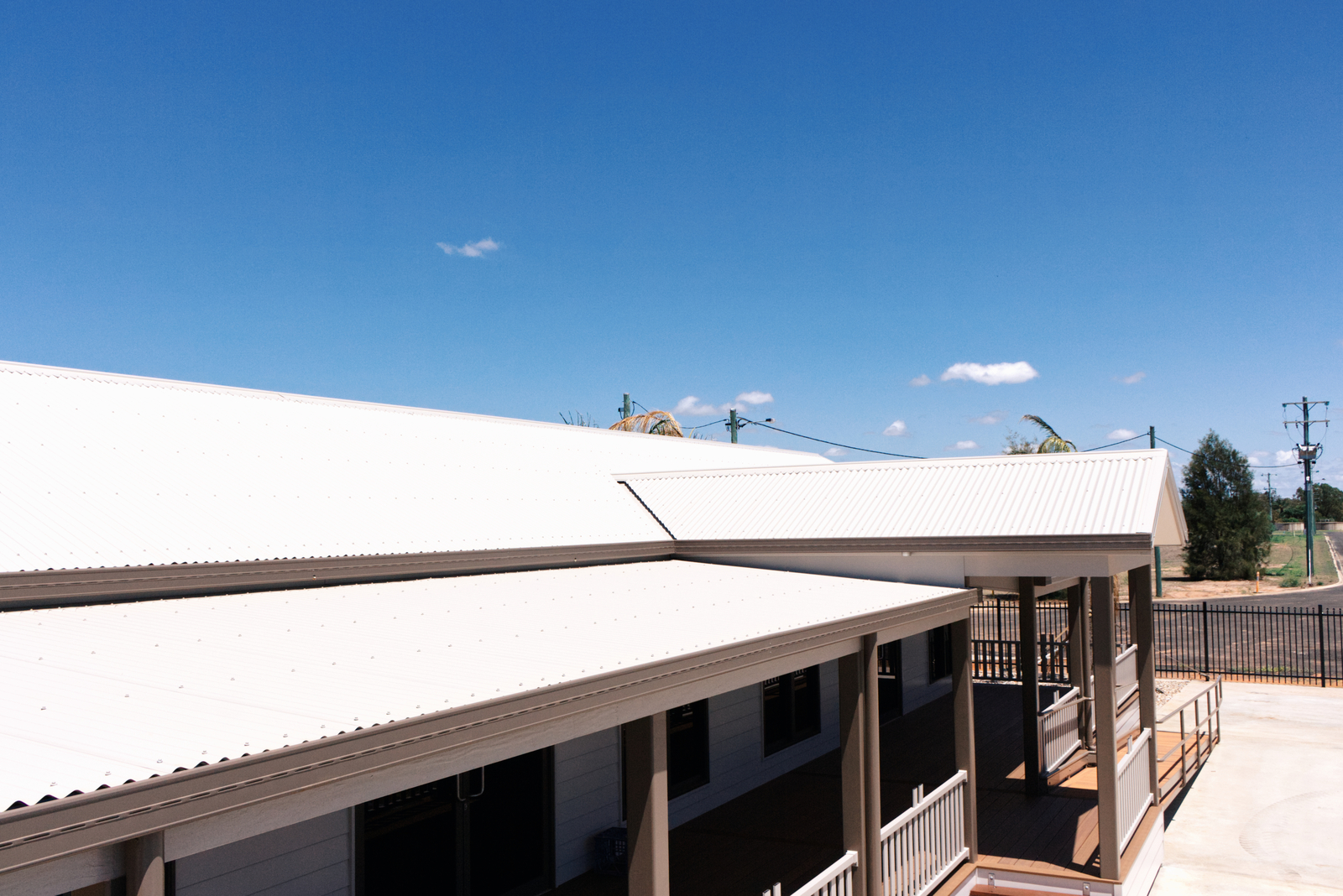 Commercial and Residential Roofs